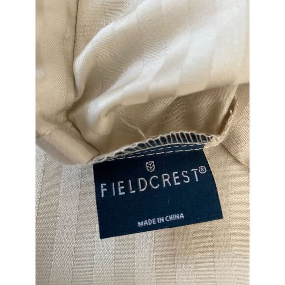 Fieldcrest Damask 100% Cotton Bedroom Queen Pillowcases - Picture 2 of 7